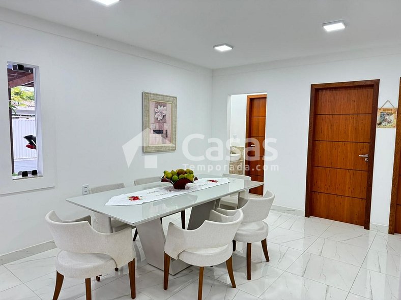 Casa 3 suites en residencial alto estándar para 10 personas