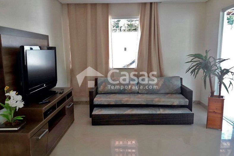 Casa com 4 suítes e 4 quartos na praia de Mundai