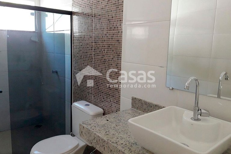 Casa com 4 suítes e 4 quartos na praia de Mundai