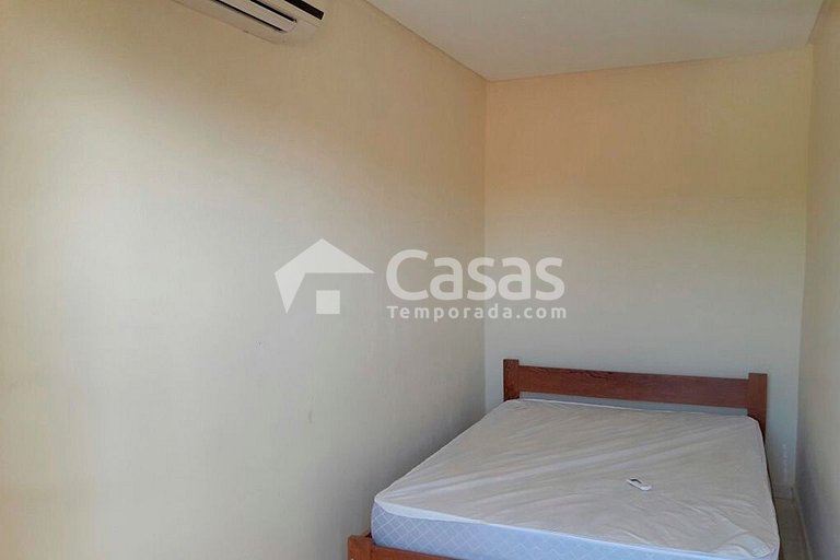 Casa com 4 suítes e 4 quartos na praia de Mundai