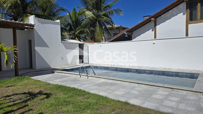 Duplex novo em condomínio na praia