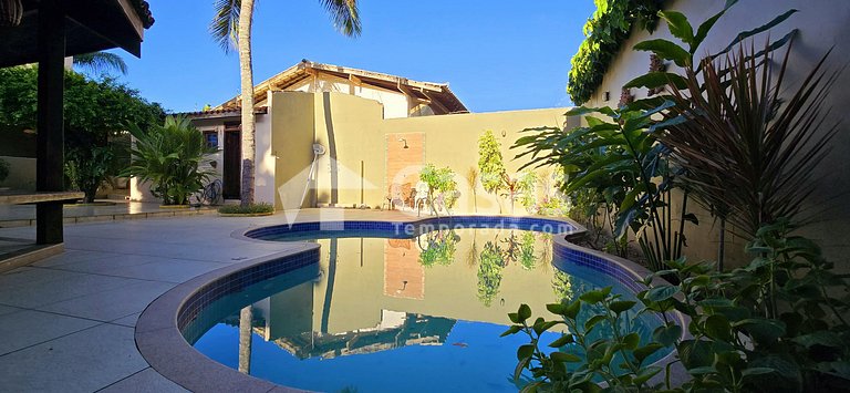 Excelente casa piscina e churrasqueira com parcial vista mar