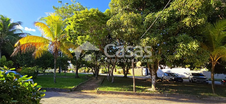 Excelente casa piscina e churrasqueira com parcial vista mar