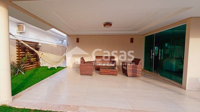 Spacious, Functional House, Swimming Pool and Gourmet area